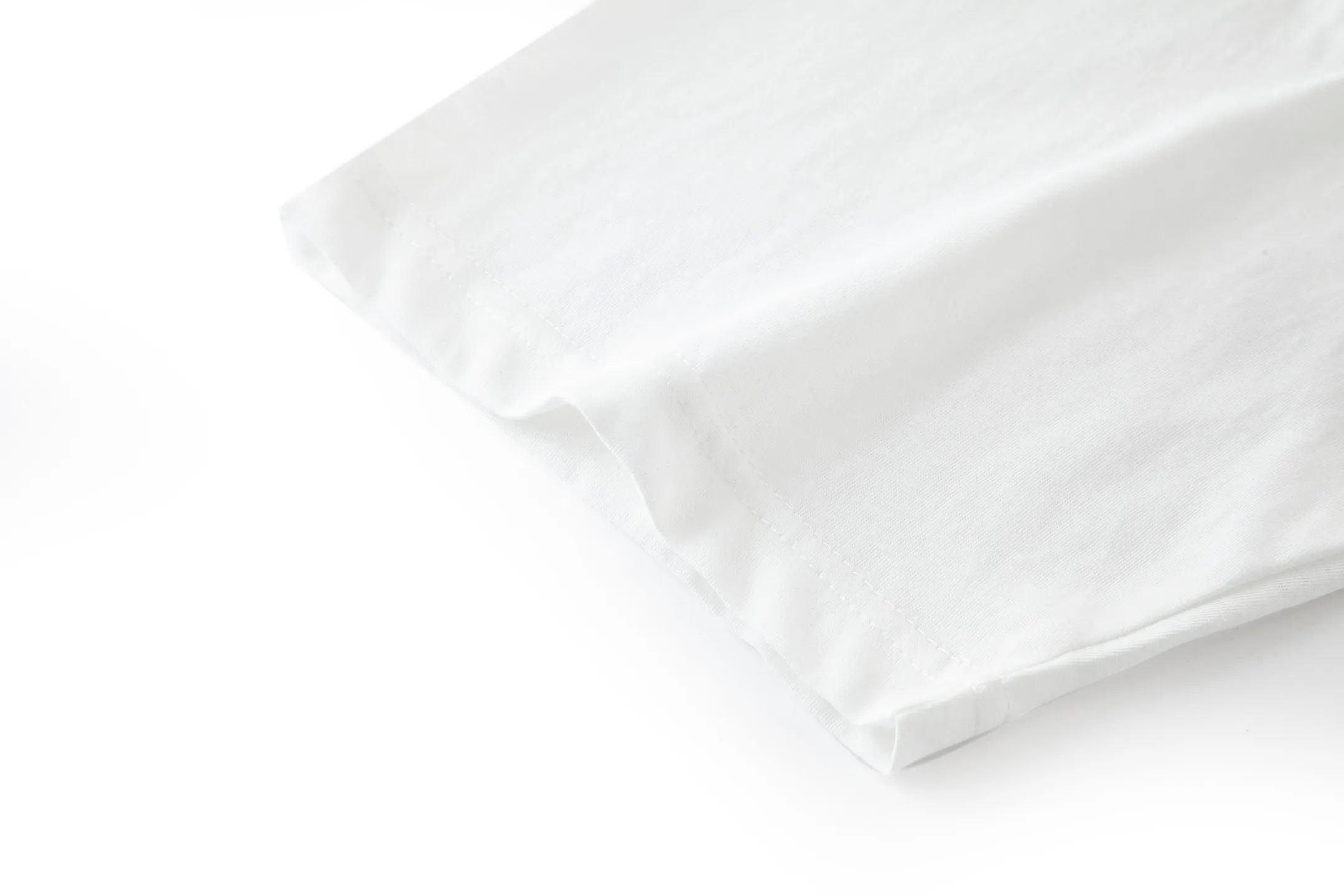 ACNE STUDIOS ： 60 。 ： 1*1 。 ： 。 ： 。 T ， 。 Acne Studios ， 。 ， ， 。 ： 1：1 ： 1：1 Size：S-M-L-XL ： - ：86447